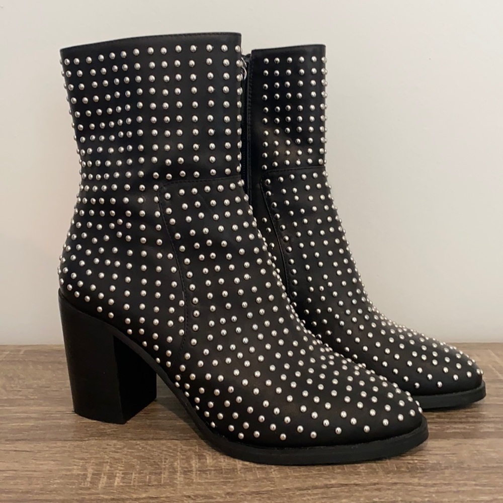 Steve Madden Radley Boots